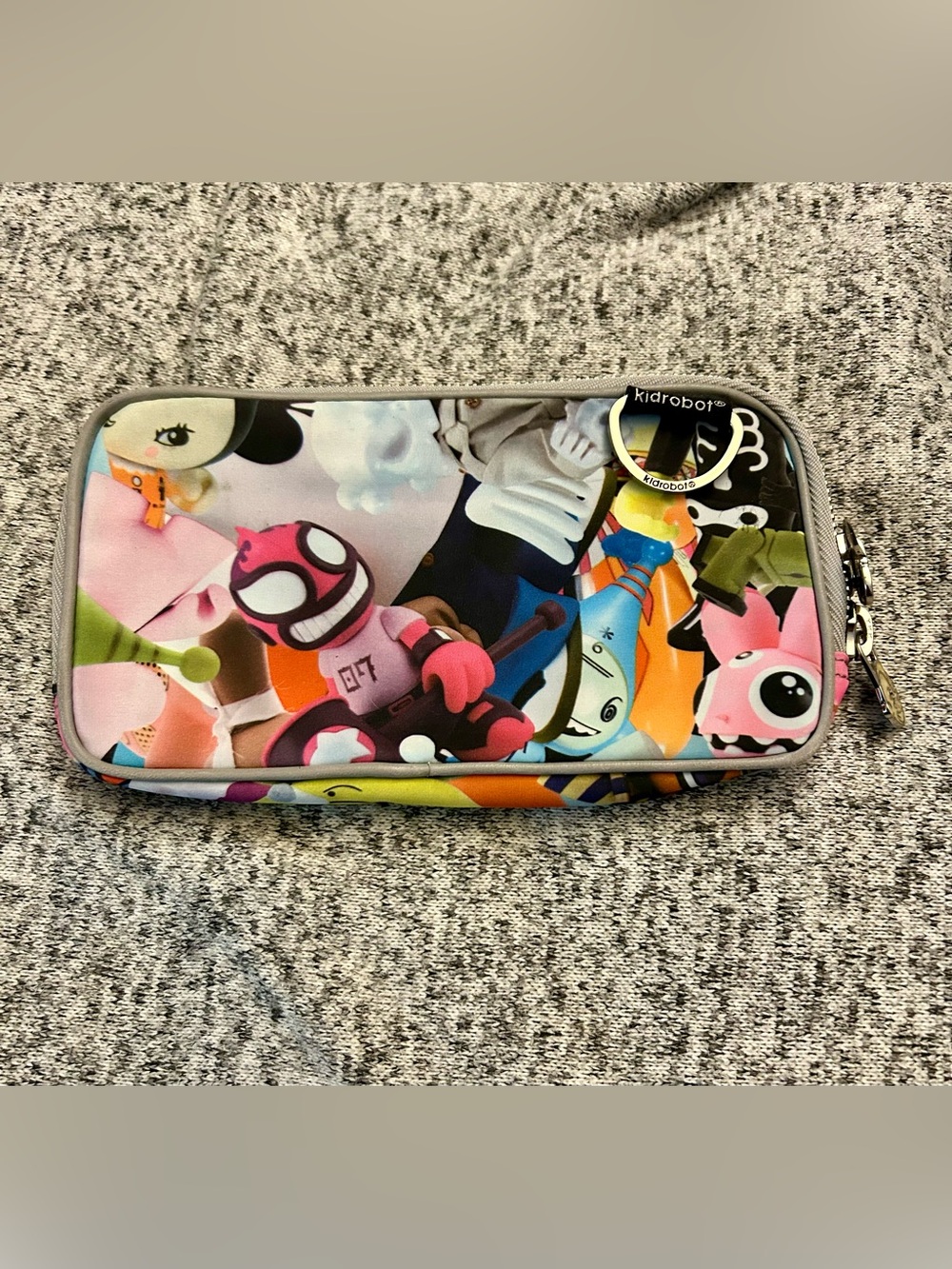 VINTAGE RARE Kidrobot Wallet Multicolored Pile Up Print Robot Y2K Zip Pockets